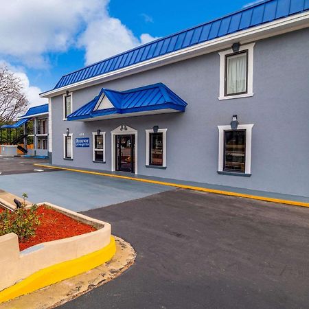 קולומביה Rodeway Inn & Suites Fort Jackson מראה חיצוני תמונה