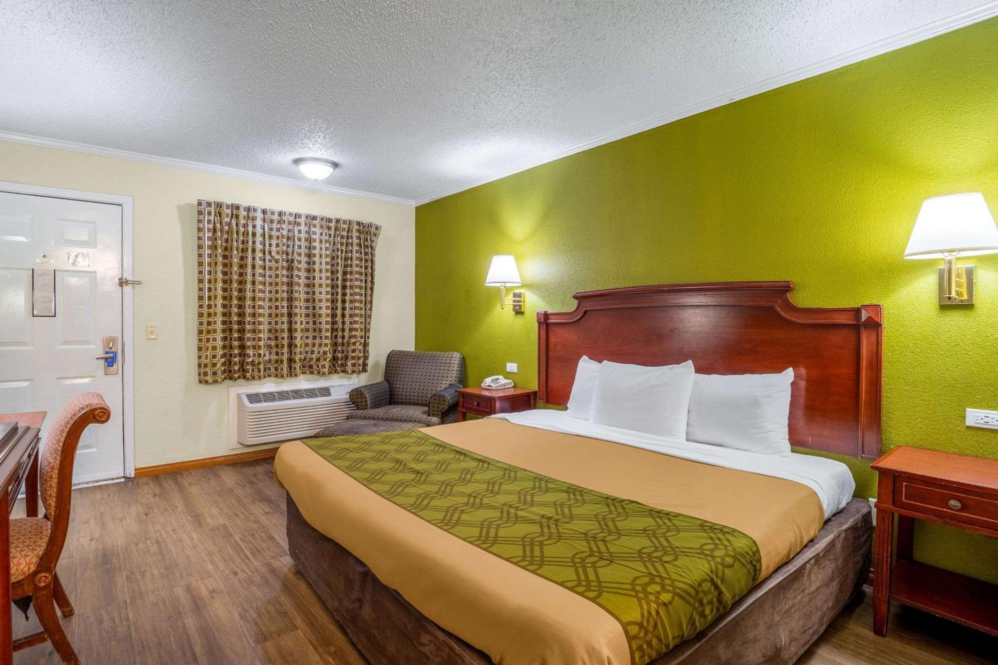 קולומביה Rodeway Inn & Suites Fort Jackson מראה חיצוני תמונה