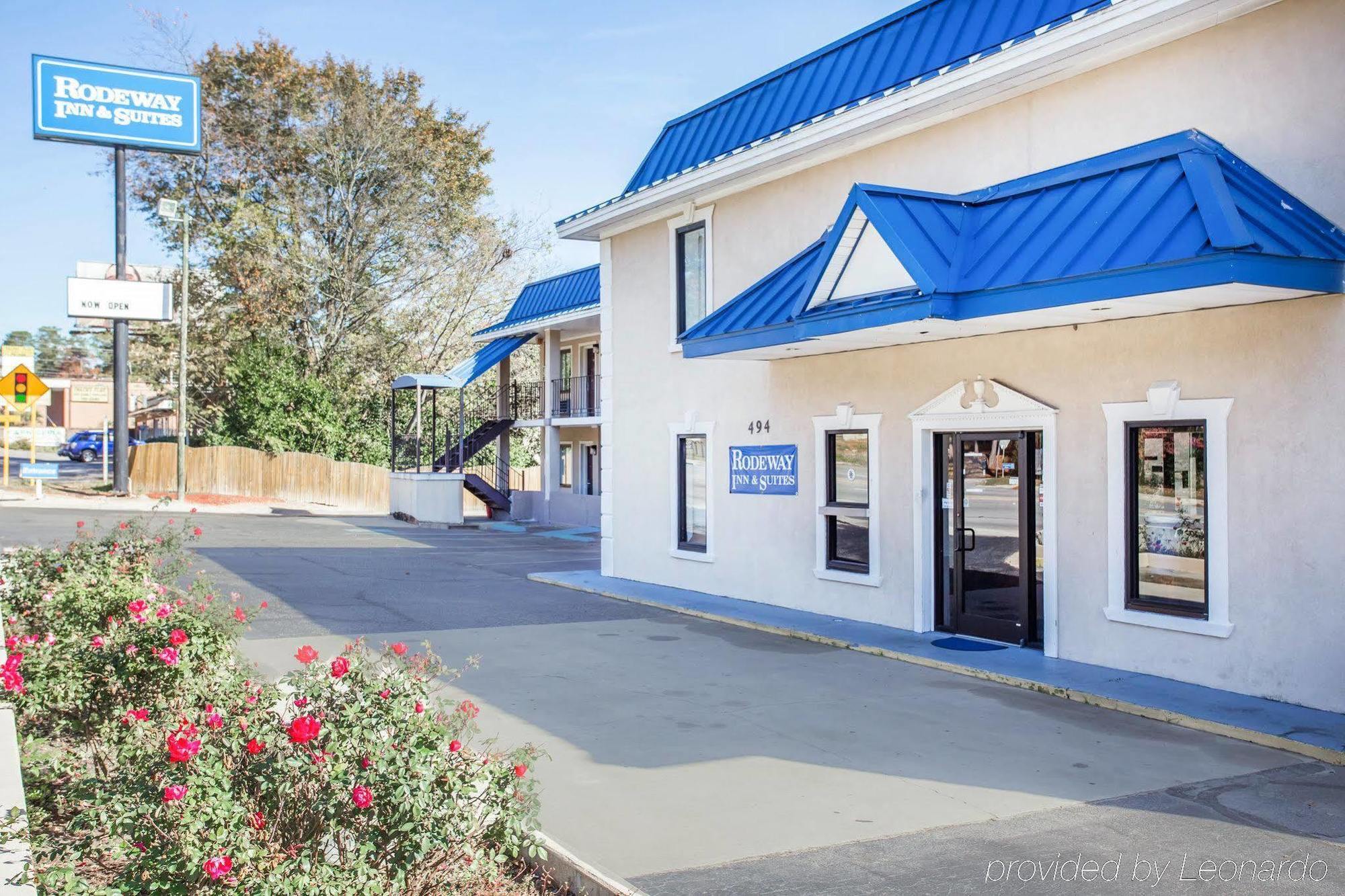 קולומביה Rodeway Inn & Suites Fort Jackson מראה חיצוני תמונה